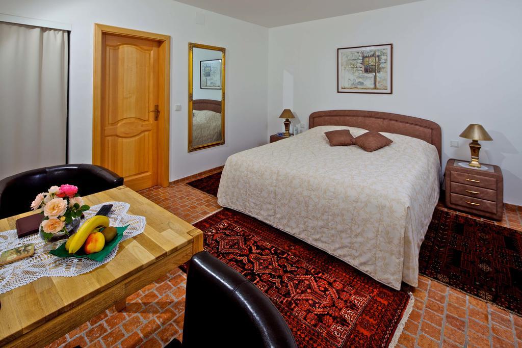 Gastehaus Samira Hotel พูร์บาค อัม นอยซีดเลอร์เซ ห้อง รูปภาพ
